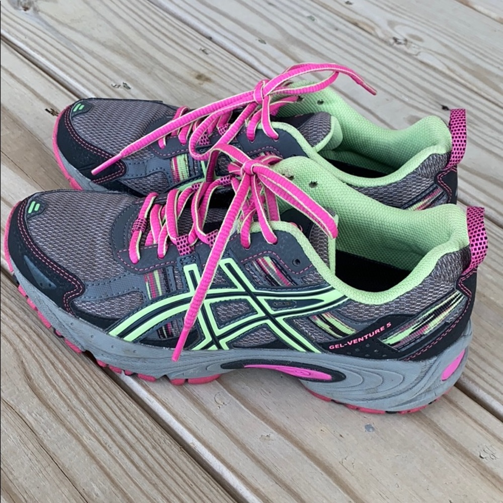 PERFECT CONDITION ASICS